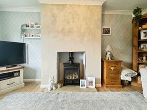 Lounge- click for photo gallery